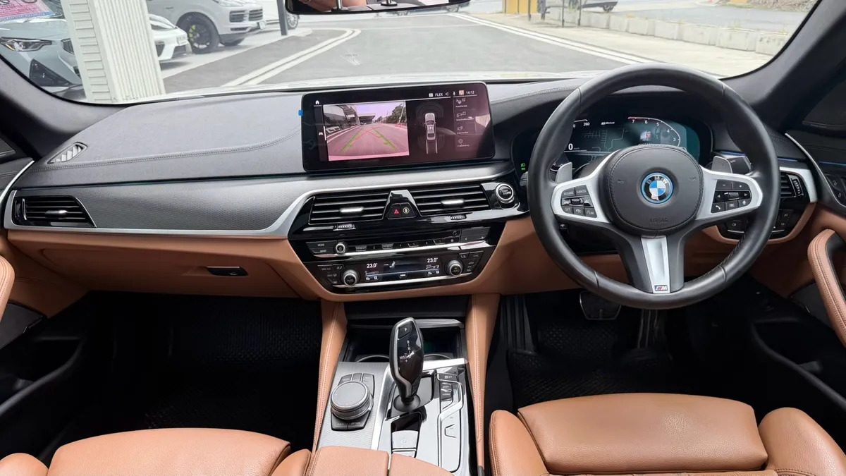 BMW 530e M SPORT 2022