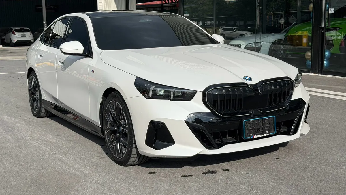 BMW 530e M SPORT PRO (G60) 2024