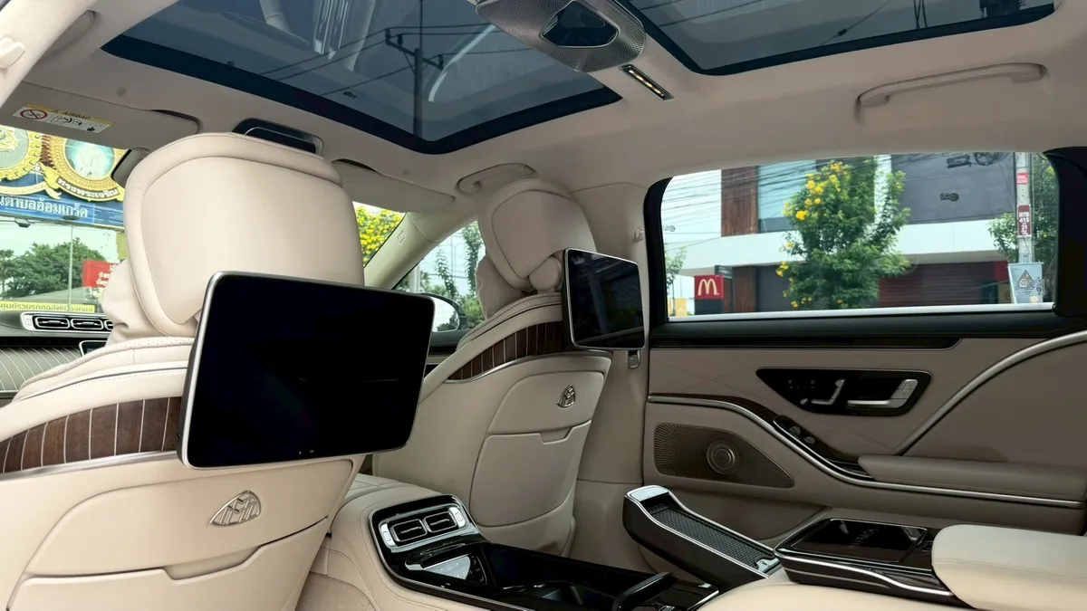 MERCEDES-MAYBACH S580 PREMIUM 2024