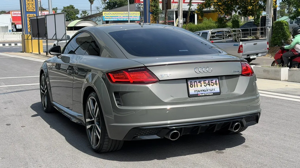 AUDI TT Final Icon Black