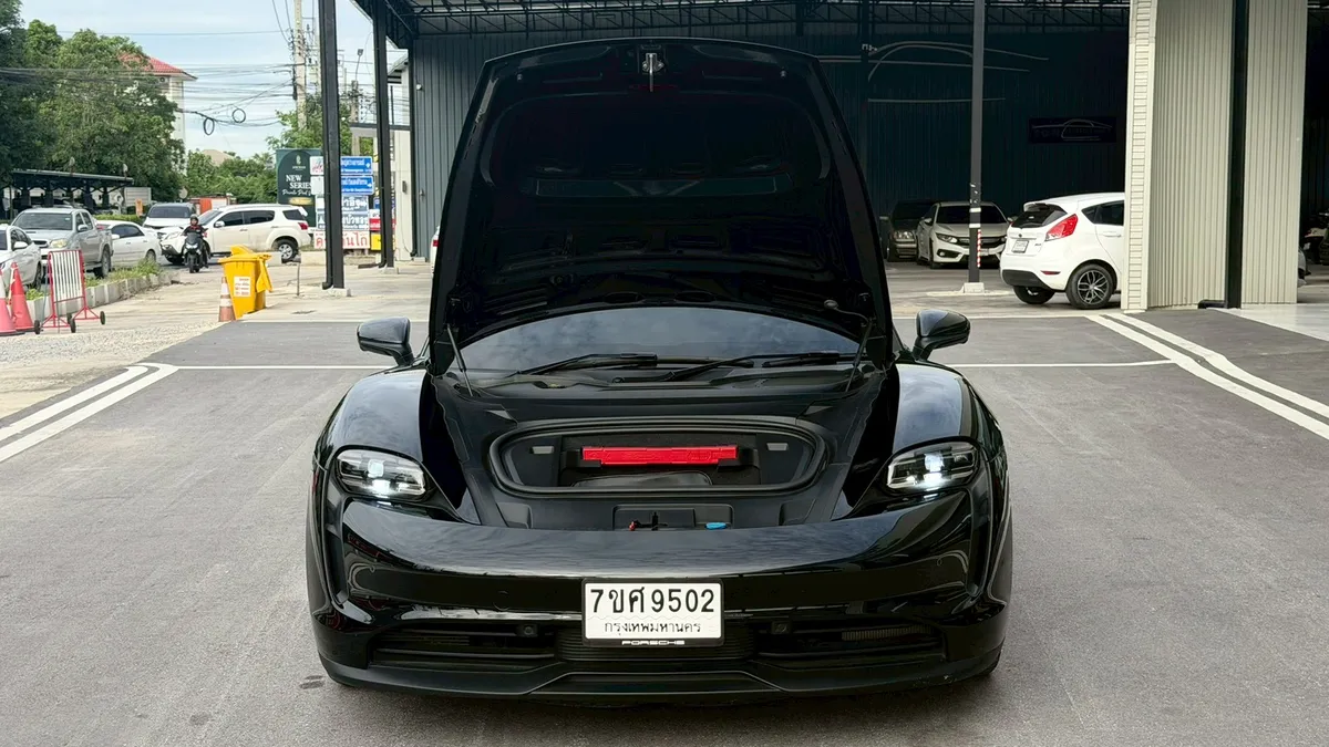 PORSCHE TAYCAN 2021