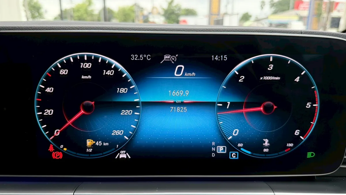 BENZ GLE 300d AMG Dynamic 2021a
