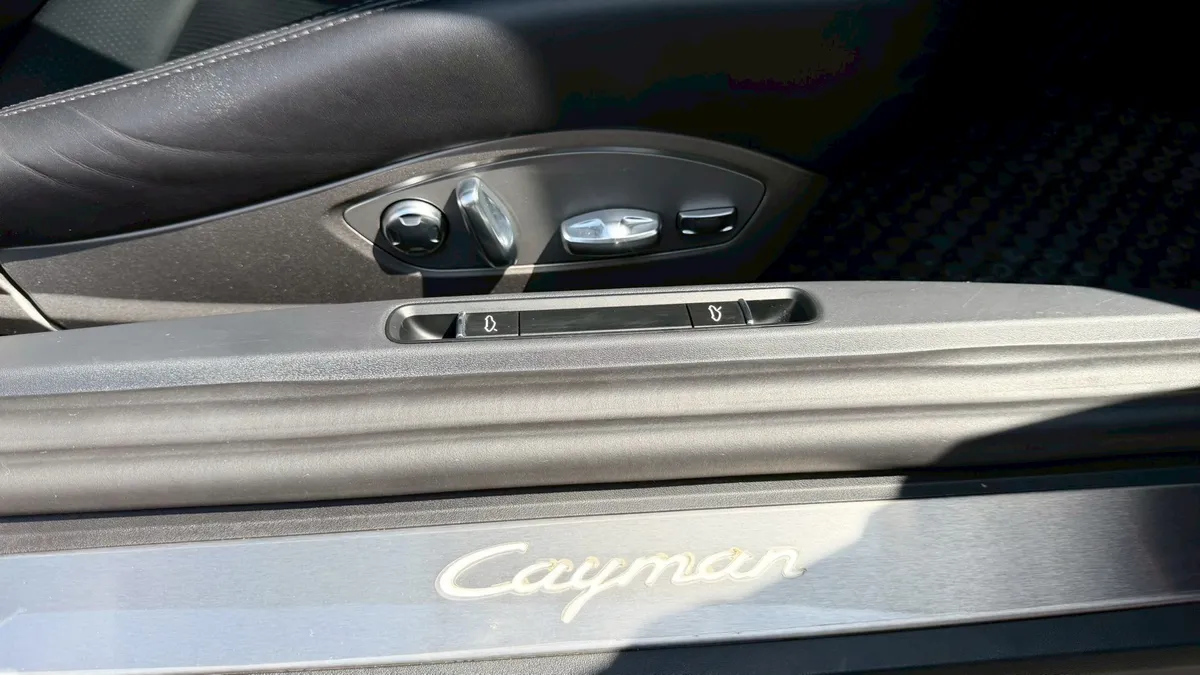 PORSCHE 718 CAYMAN STYLE EDITION 2024