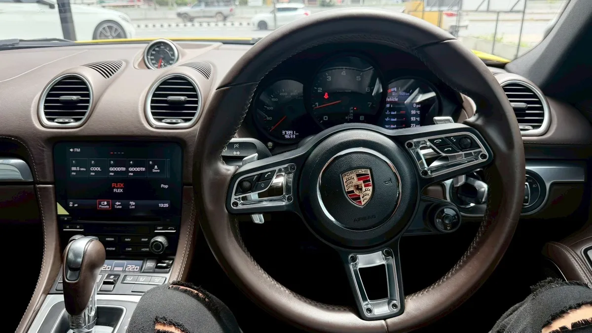 PORSCHE 718 CAYMAN 2017