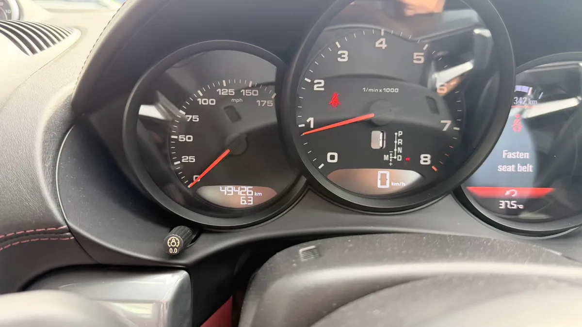 PORSCHE 718 CAYMAN 2017a