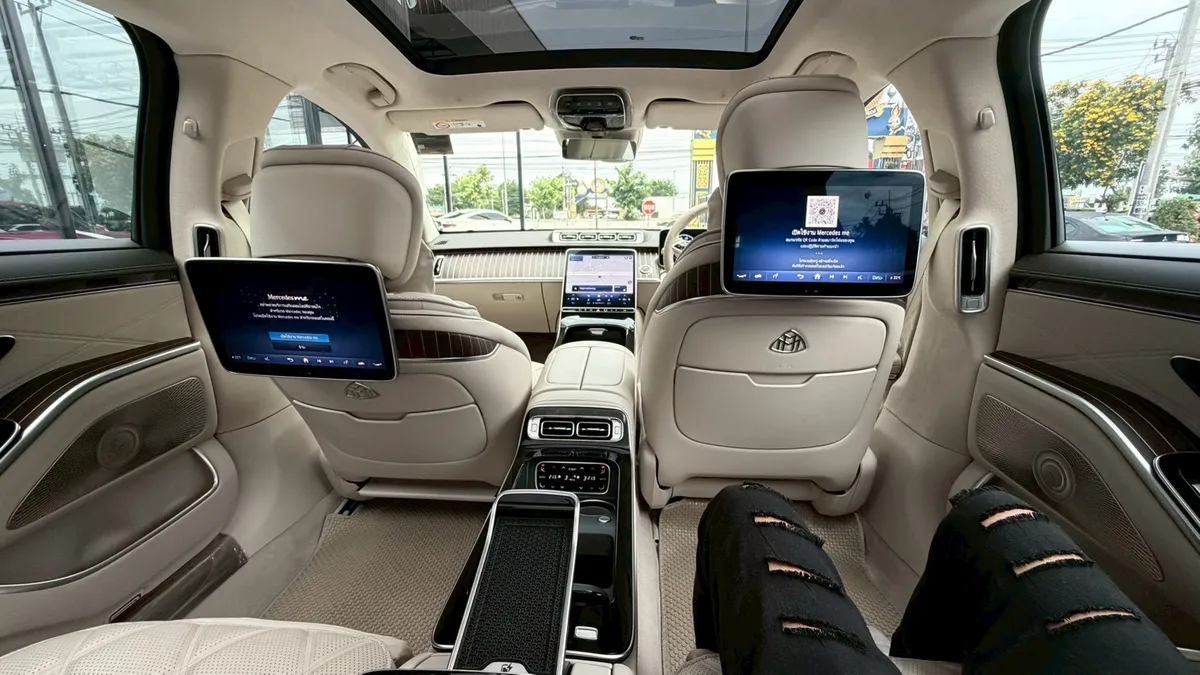 MERCEDES-MAYBACH S580 PREMIUM 2024