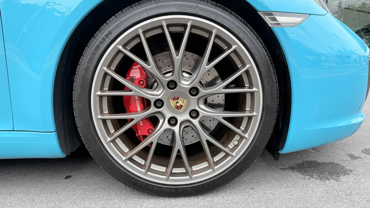 PORSCHE 911 CARRERA S (911.2) 2018
