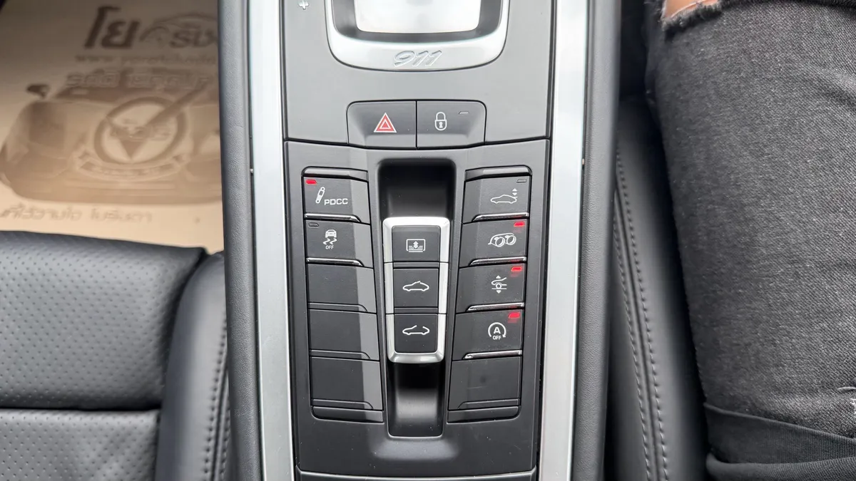 PORSCHE 911 CARRERA S (911.2) 2018