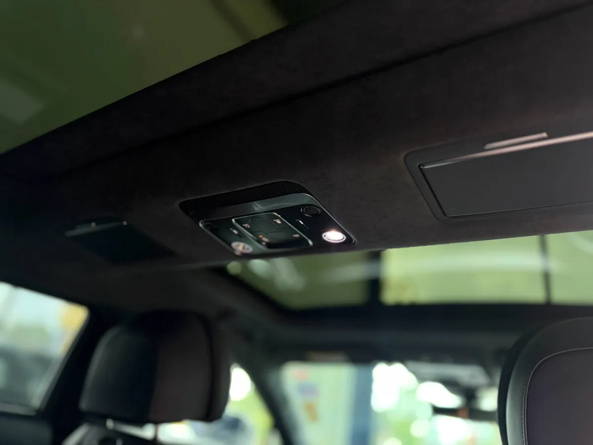 BENTLEY FLYING SPUR 2023
