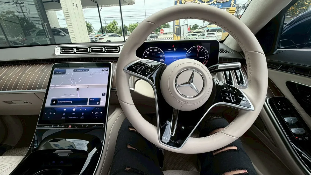 MERCEDES-MAYBACH S580 PREMIUM 2024