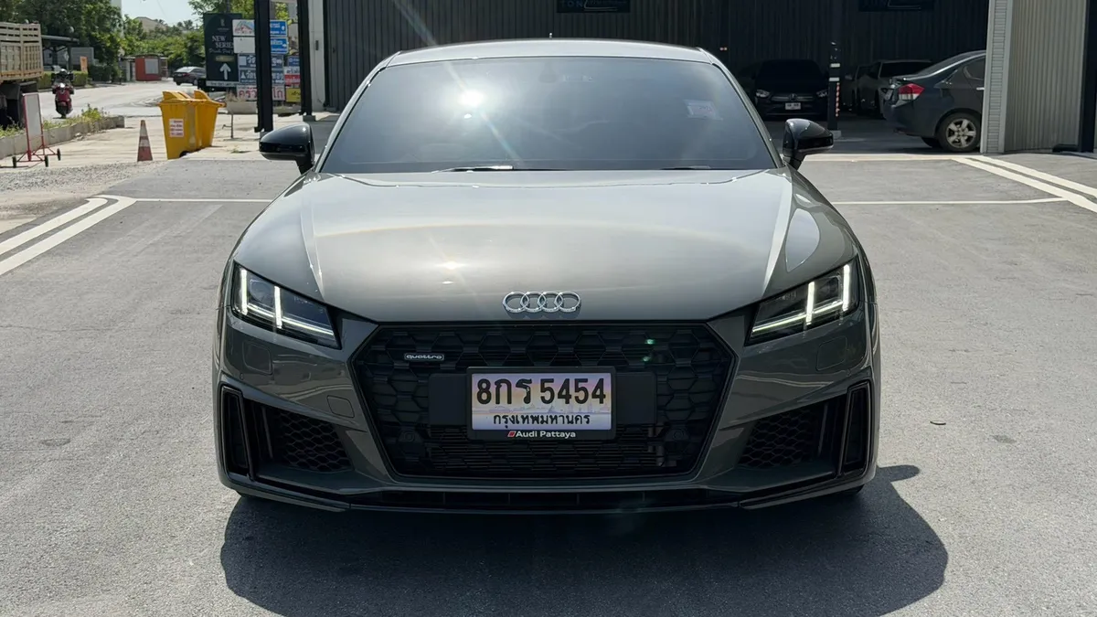 AUDI TT Final Icon Black