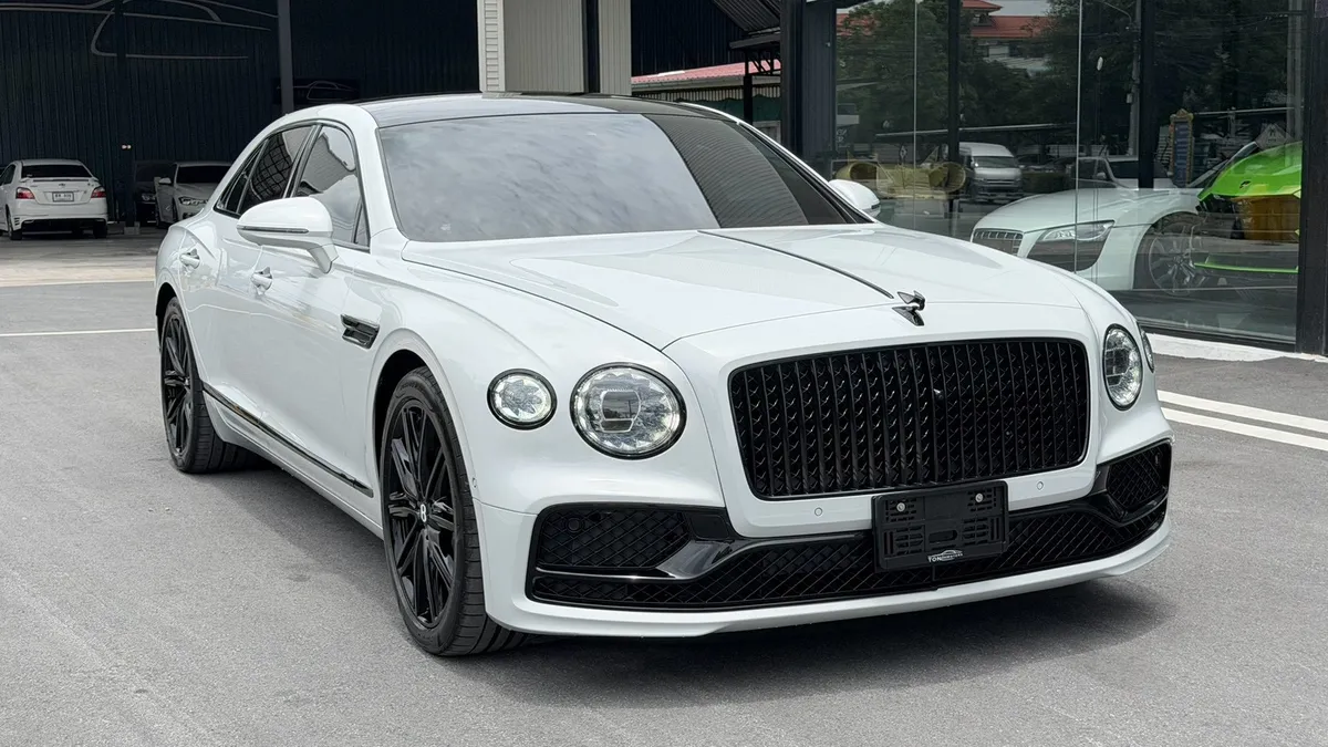 BENTLEY FLYING SPUR 2023