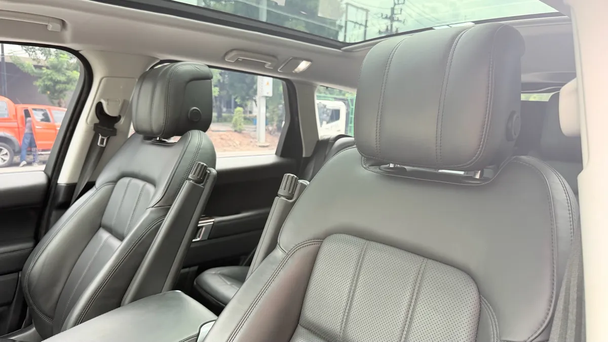 LAND ROVER RANGE ROVER SPORT P400e HSE 2022