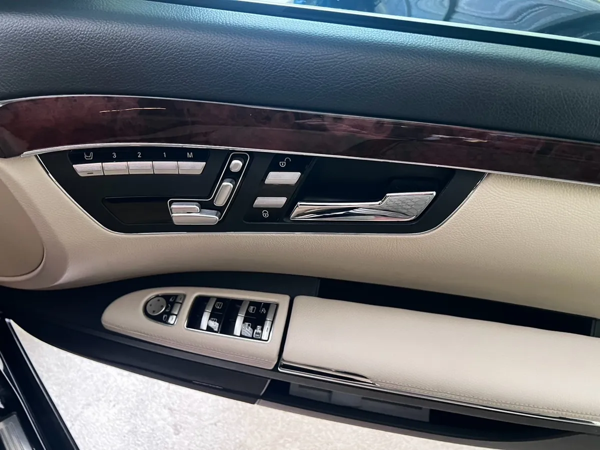 MERCEDES-BENZ S300L 2010