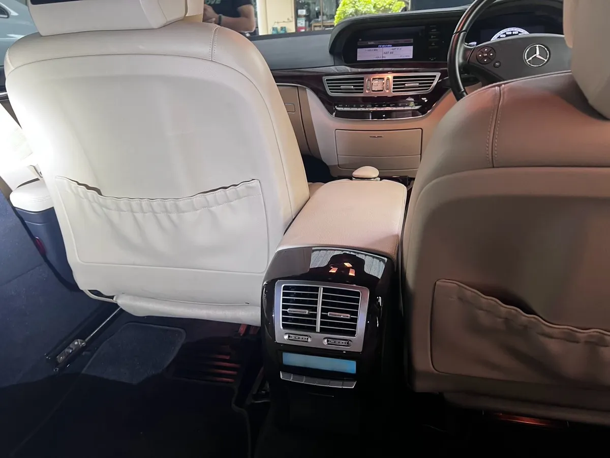 MERCEDES-BENZ S300L 2010