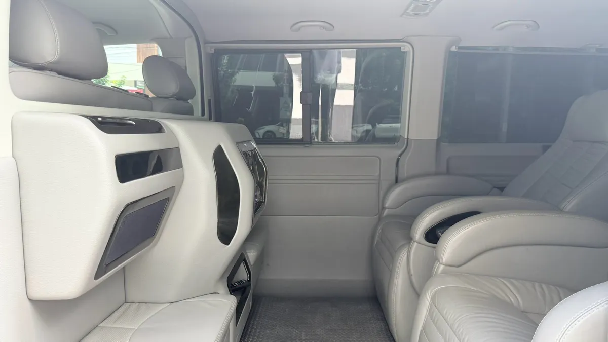 VOLKSWAGEN CARAVELLE 2.0 TDI 2013