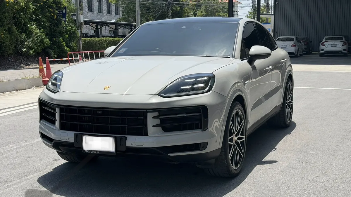 PORSCHE CAYENNE e-hybrid 2024