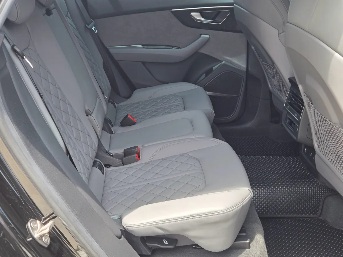 AUDI Q8 60 TFSI e QUATTRO S LINE BLACK EDITION 2023