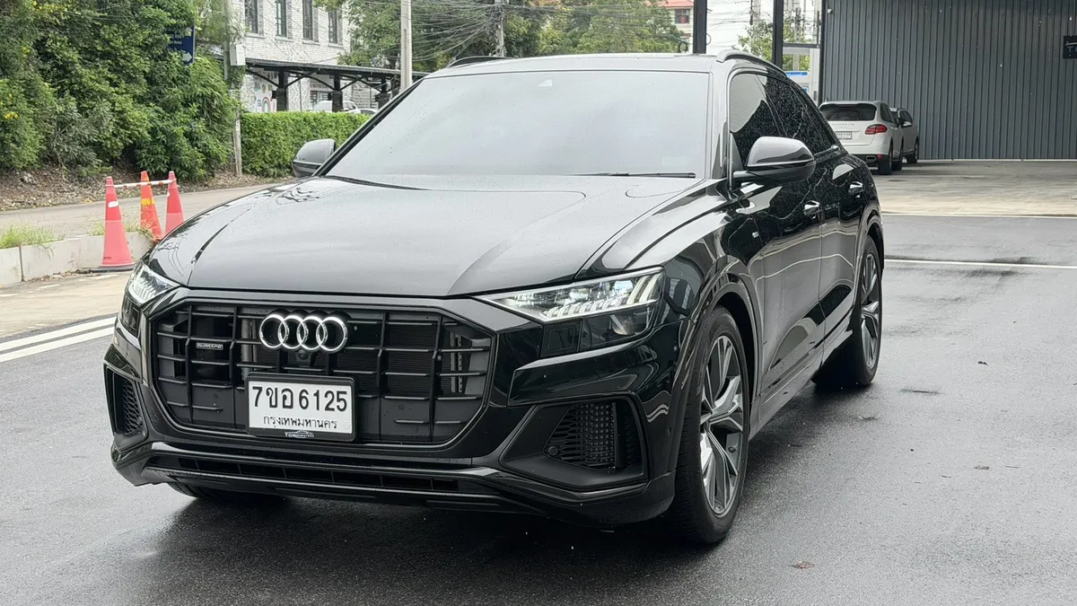 AUDI Q8 60 TFSI e QUATTRO S LINE BLACK EDITION 2023