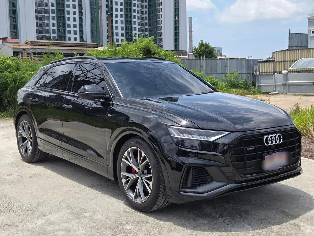 AUDI Q8 60 TFSI e QUATTRO S LINE BLACK EDITION 2023