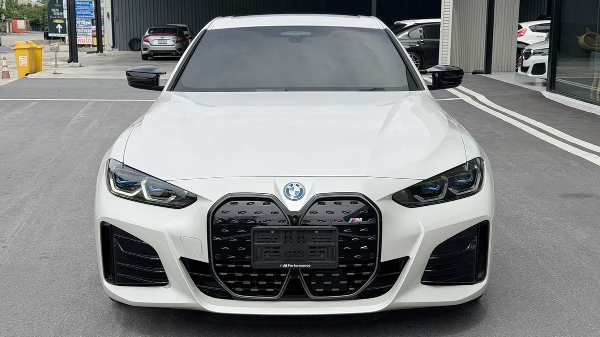BMW i4 eDrive40 M SPORT 2024