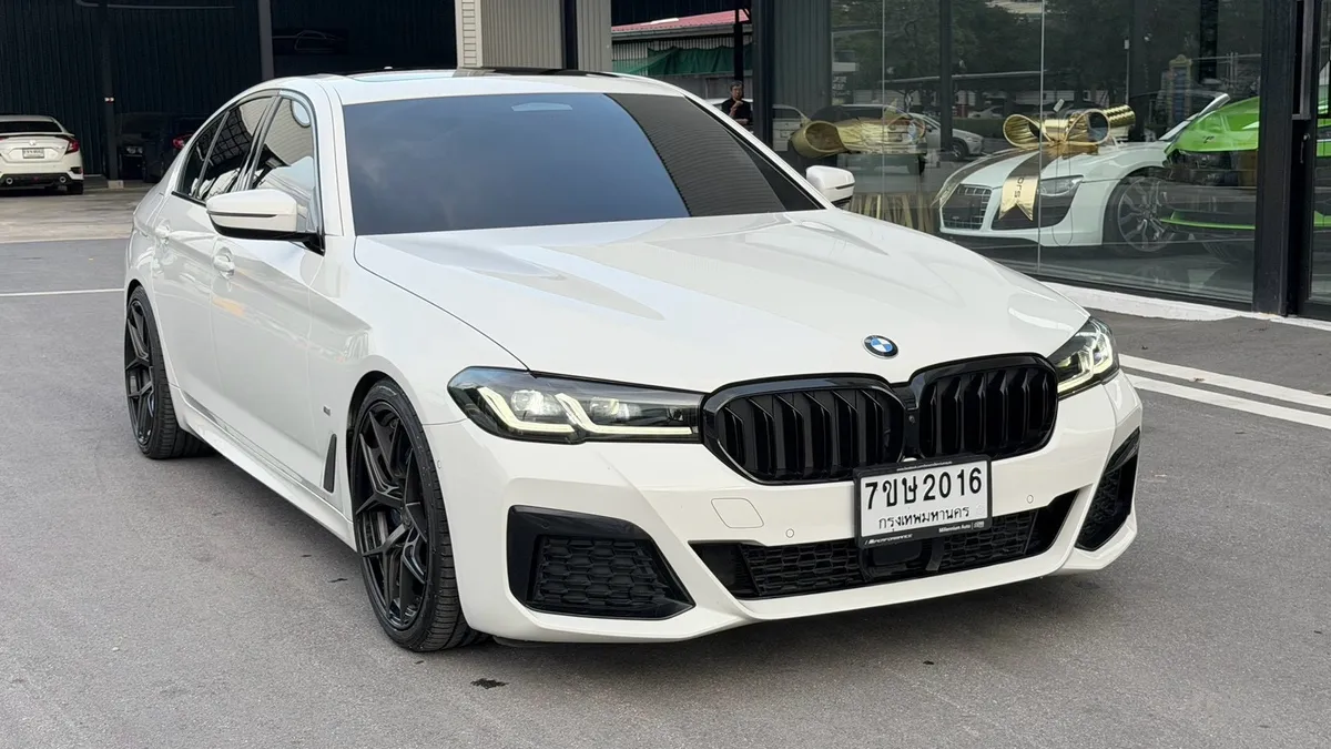 BMW 530e M SPORT LCI 2021