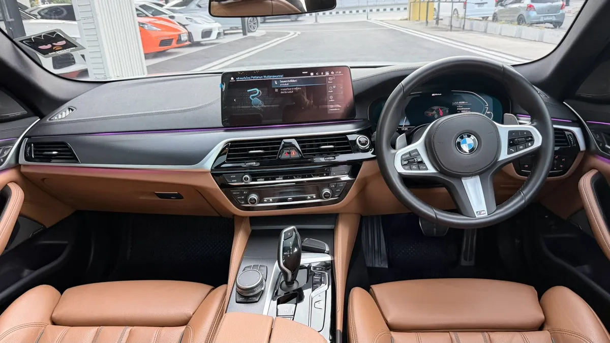 BMW 530e M SPORT LCI 2021