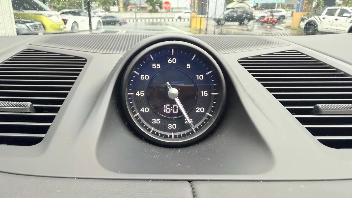 PORSCHE CAYENNE 3.0 HYBRID COUPE 2024a