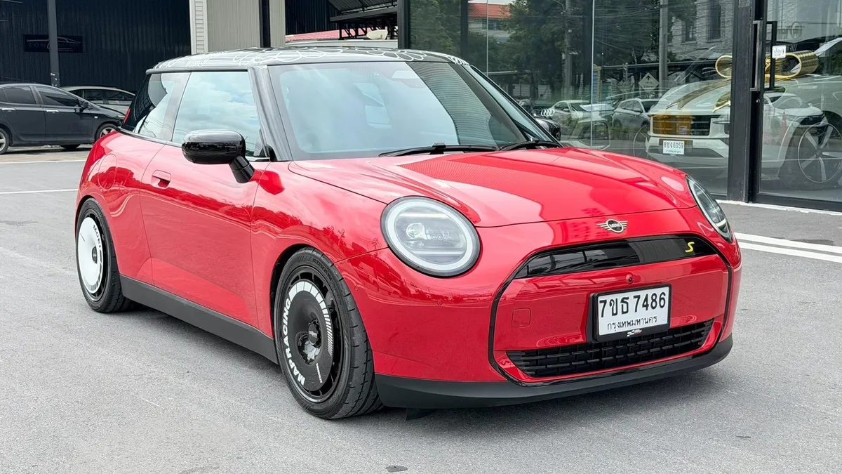 MINI HATCH COOPER SE EV HIGH TRIM 2026