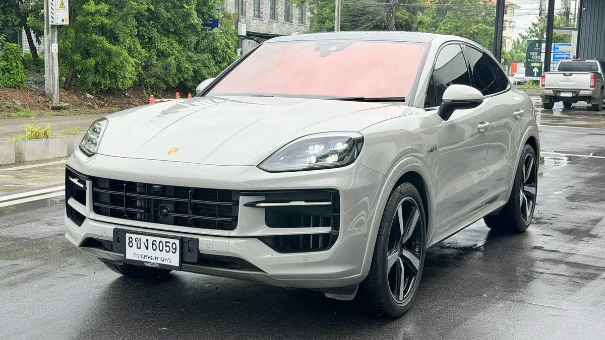 PORSCHE CAYENNE 3.0 HYBRID COUPE 2024a