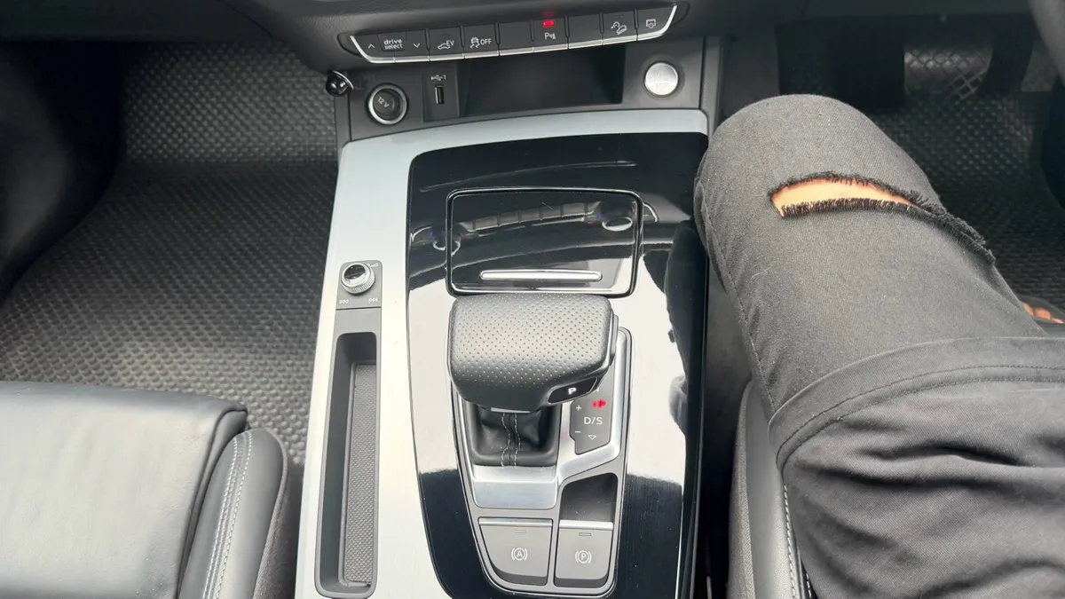 AUDI Q5 2.0 55 TFSI e QUATTRO S LINE MINOR CHANGE 2025