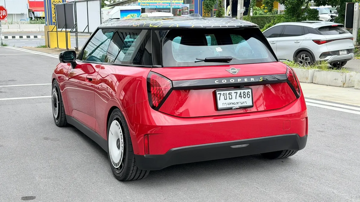 MINI HATCH COOPER SE EV HIGH TRIM 2026