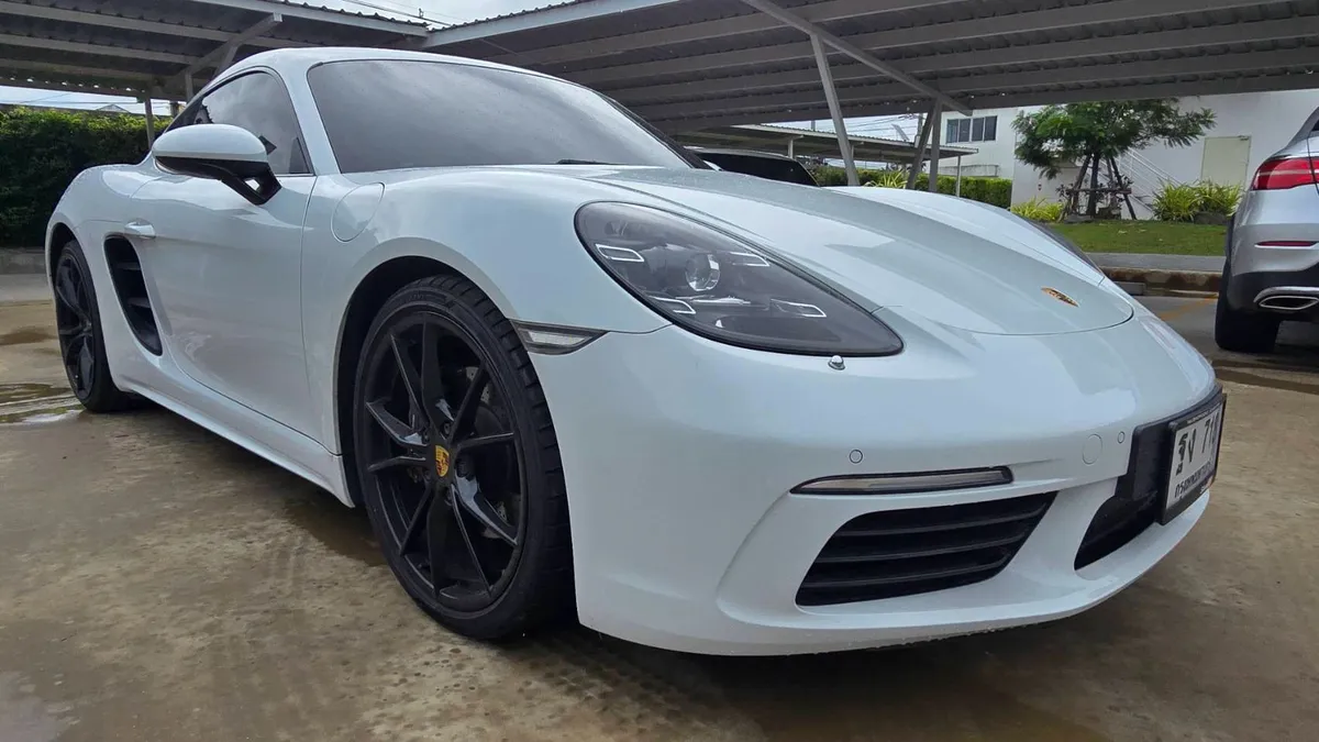 Porsche 718 Cayman 2016
