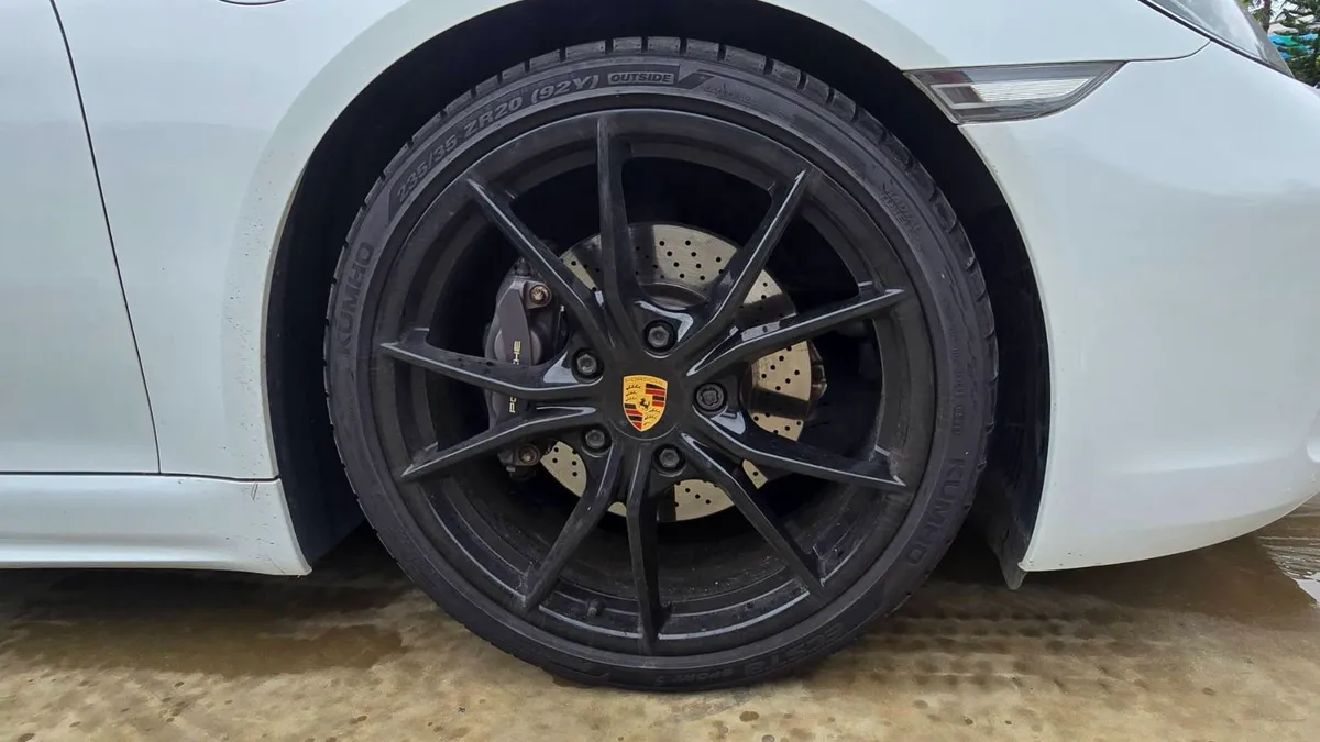 Porsche 718 Cayman 2016