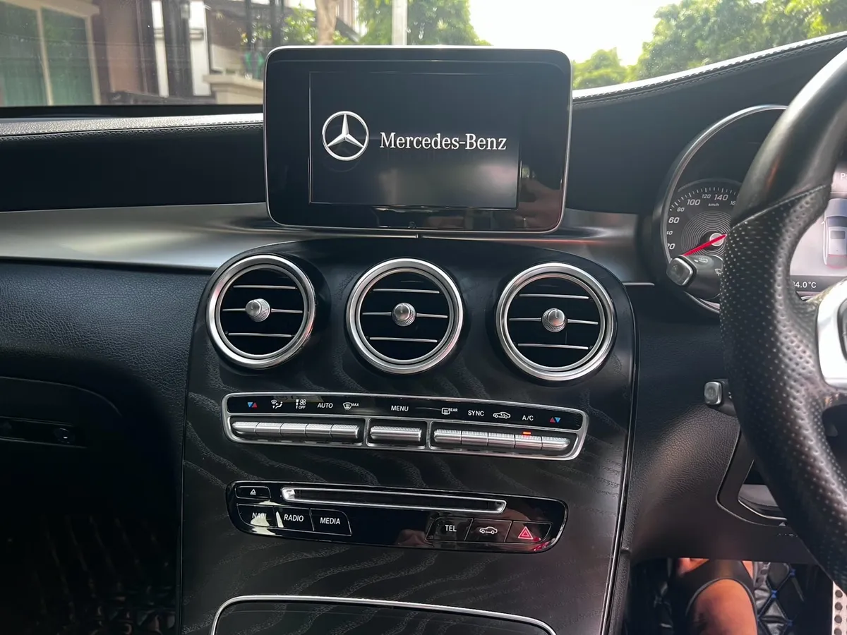 2019 BENZ GLC 250 COUPE AMG PLUS 2019