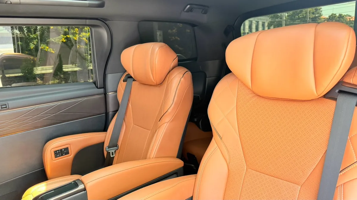 TOYOTA VELLFIRE Z PREMIER TURBO 2024