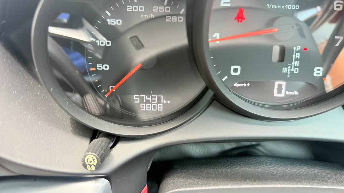 PORSCHE 718 CAYMAN 2.0 TURBO 2018b