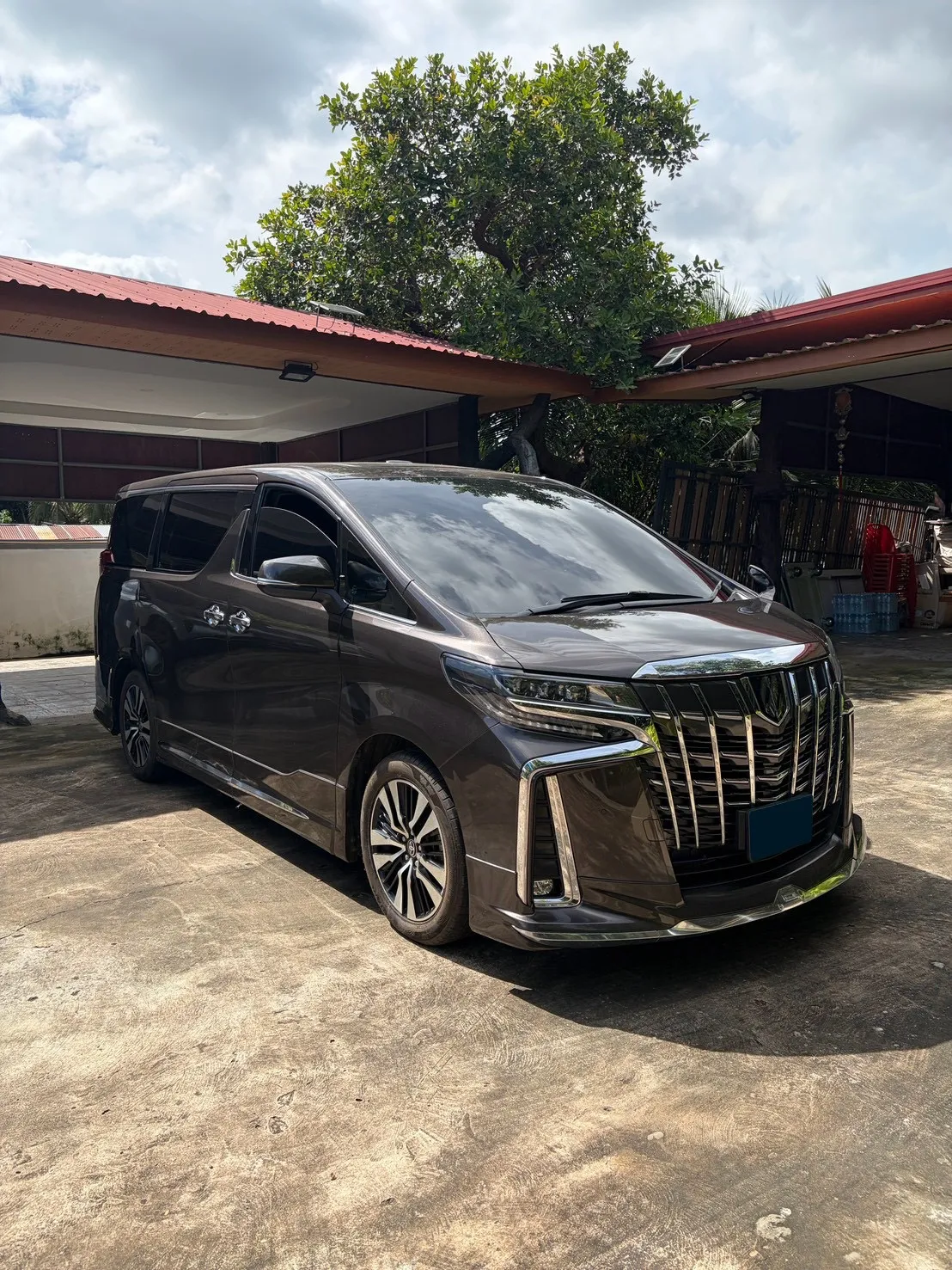 Toyota Alphard 2.5 SC Package 2023