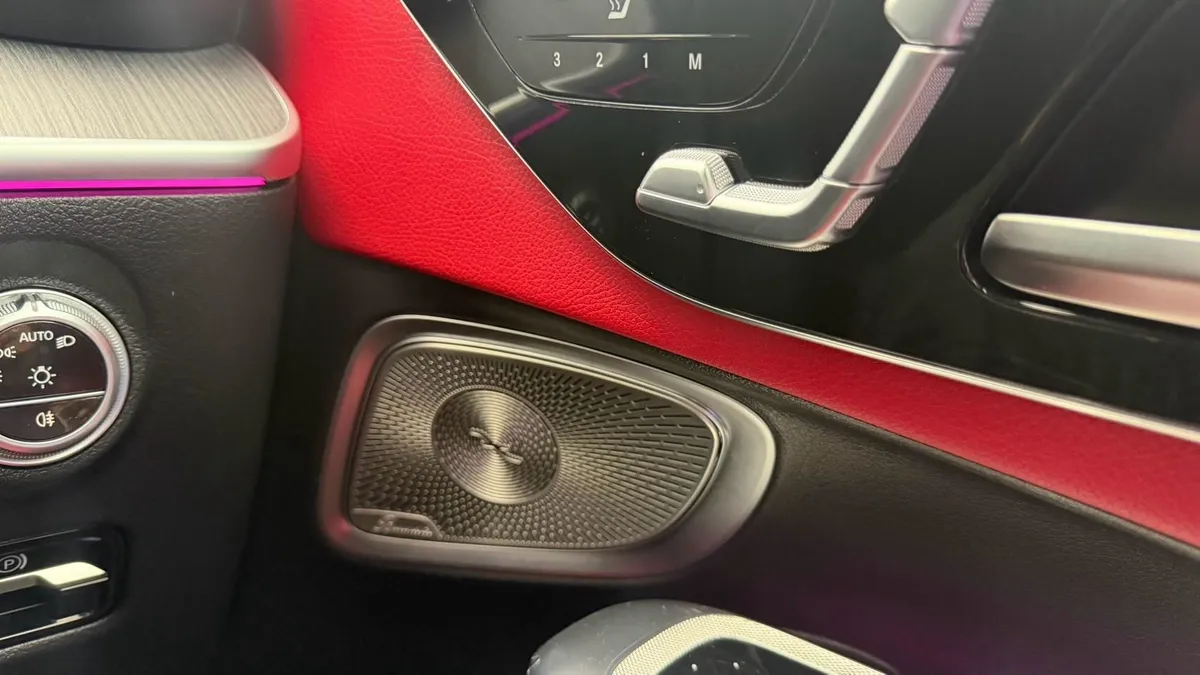 Mercedes-Benz CLE300 2025