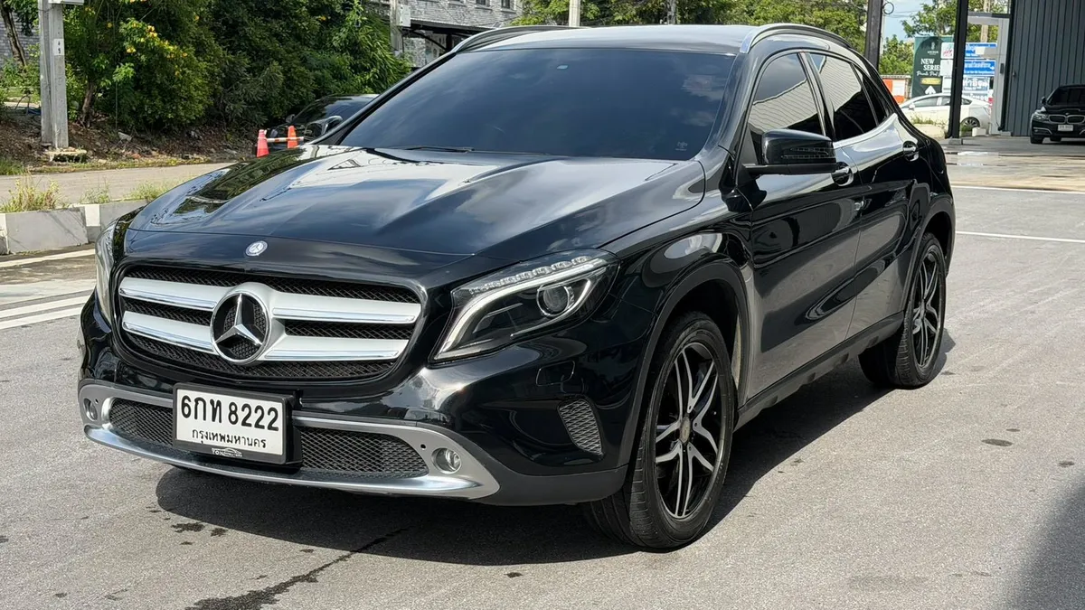 BENZ GLA 200 2017