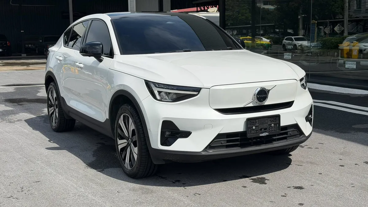 Volvo C40 Recharge Pure Electric Twin Motor AWD 2023