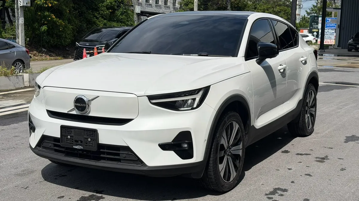 Volvo C40 Recharge Pure Electric Twin Motor AWD 2023
