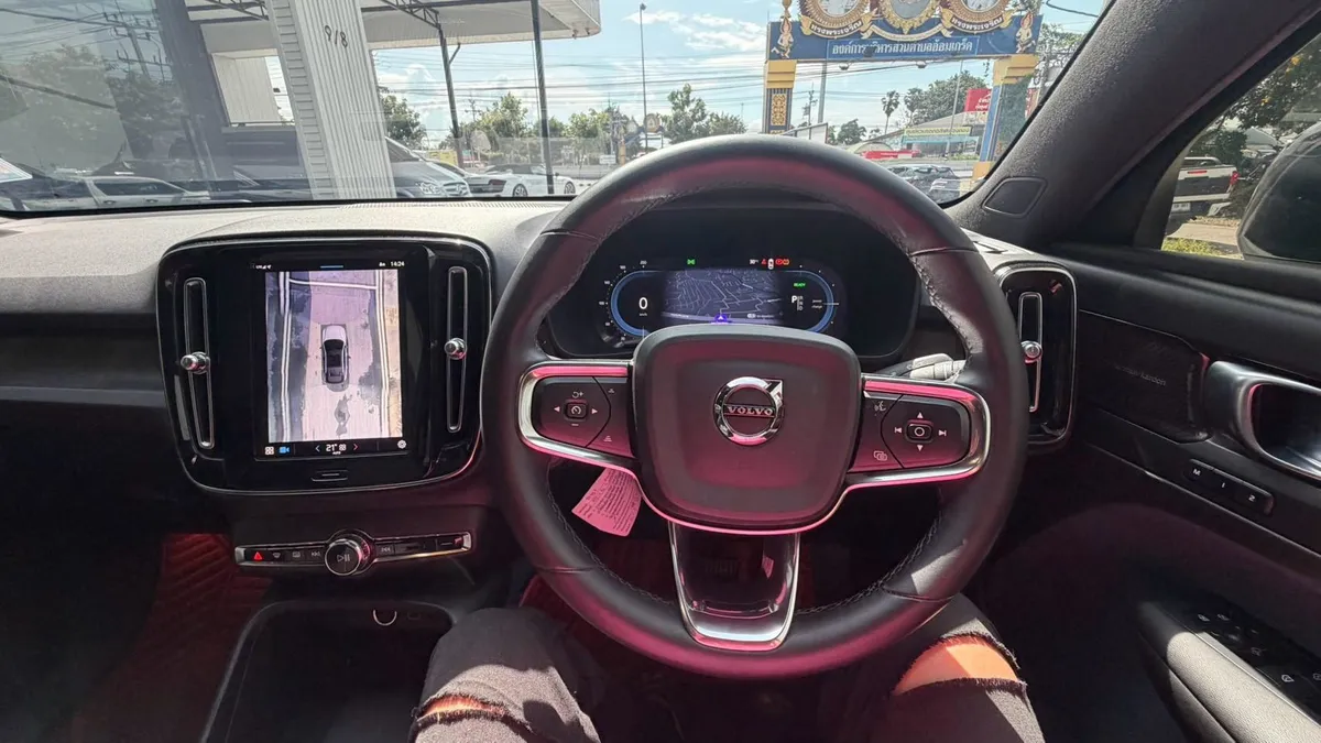 Volvo C40 Recharge Pure Electric Twin Motor AWD 2023
