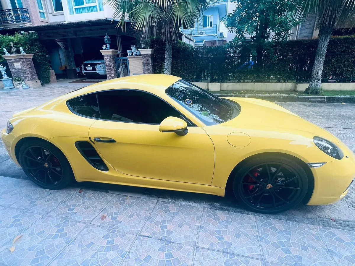 Cayman 2020