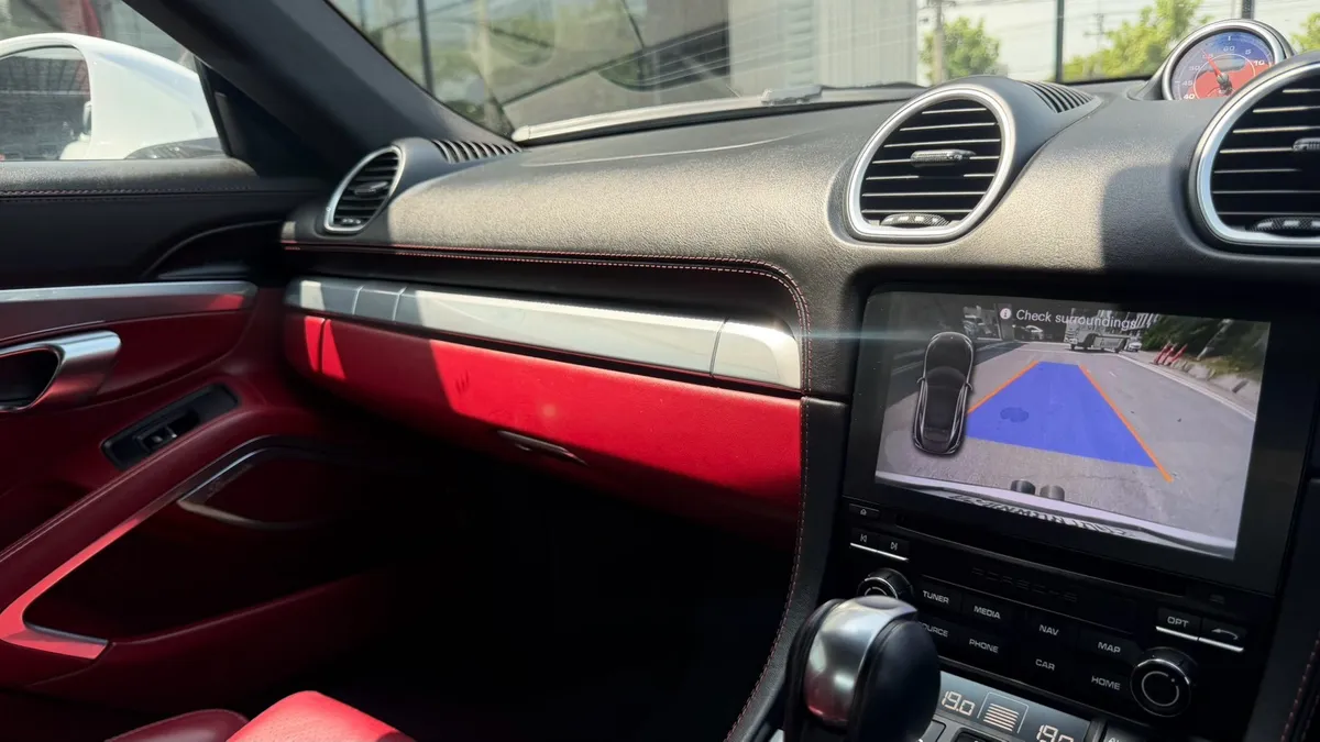 PORSCHE 718 CAYMAN 2.0 Turbo 2018c