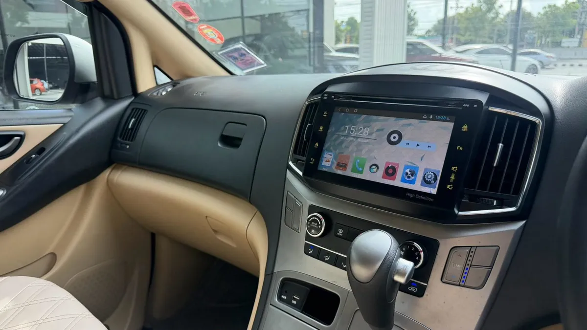 HYUNDAI H1 TOURING 2019