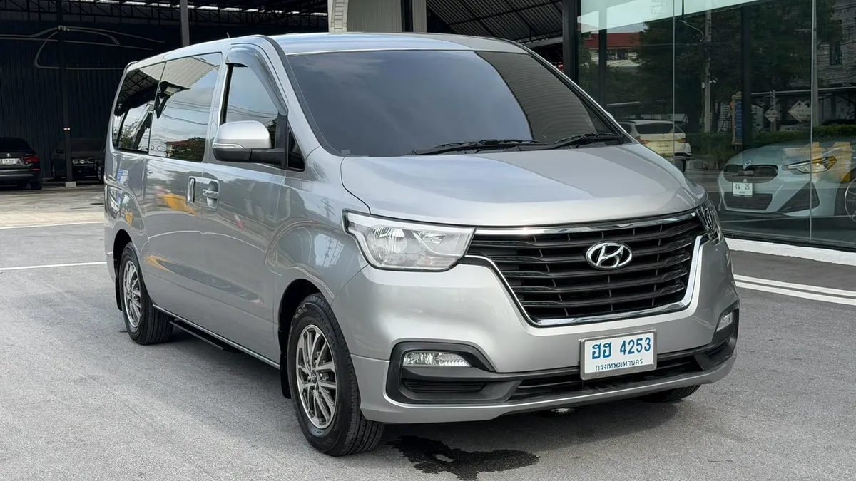 HYUNDAI H1 TOURING 2019