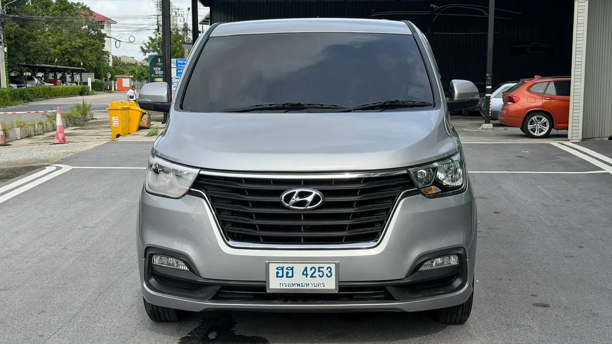 HYUNDAI H1 TOURING 2019