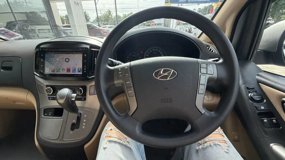 HYUNDAI H1 TOURING 2019