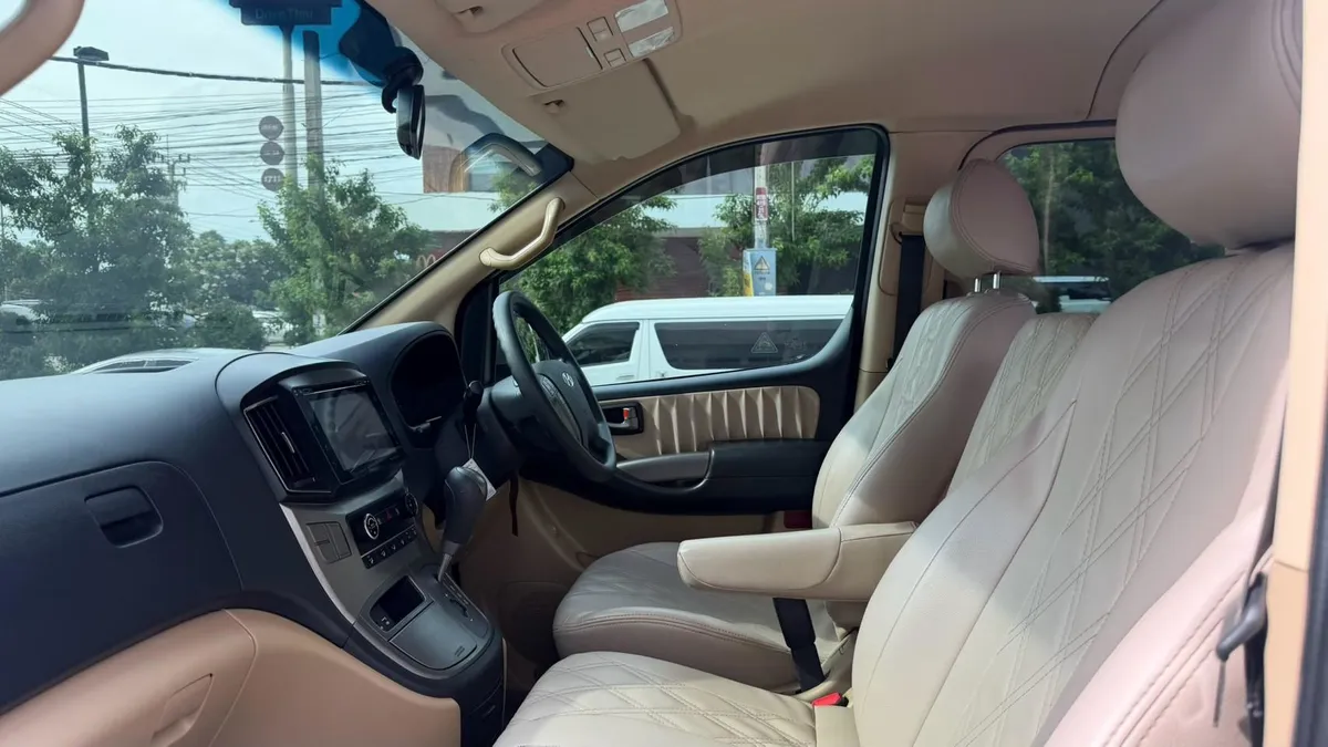 HYUNDAI H1 TOURING 2019